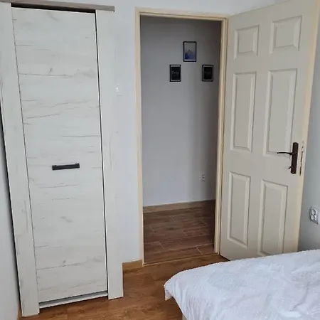 Dddd Apartament Cavnic Exterior photo