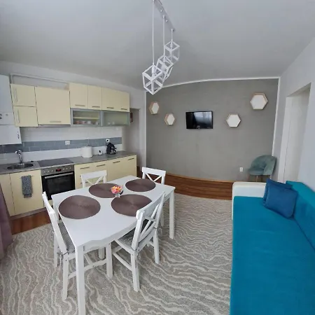 Dddd Apartament Cavnic Exterior photo